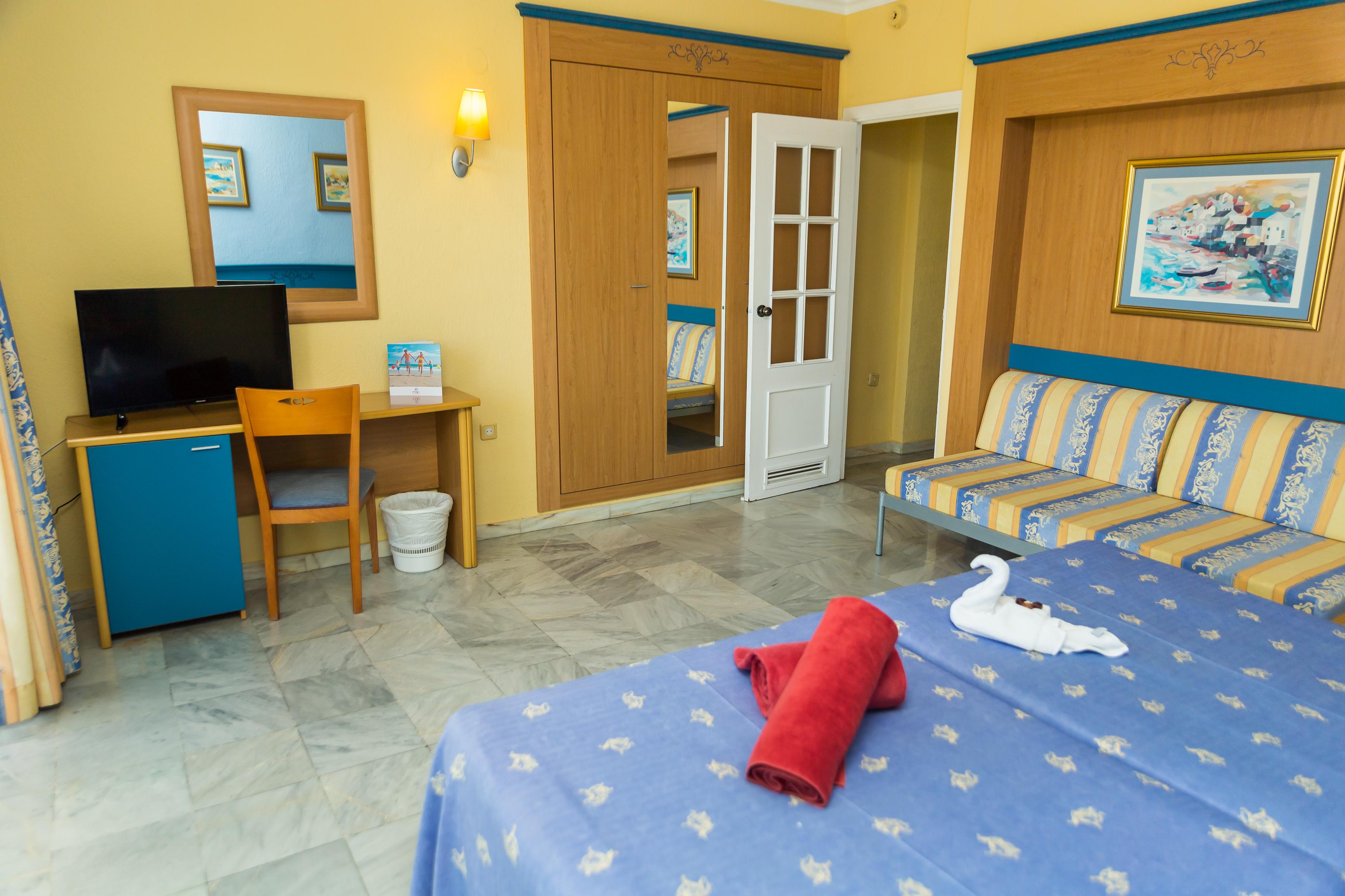 AluaSun Costa Park Hotel Torremolinos Bagian luar foto